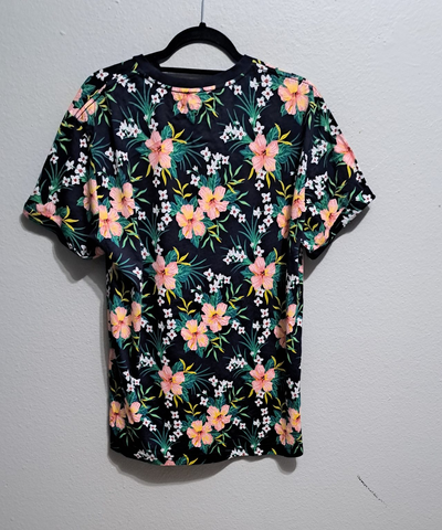 Divided Men’s Tropical Floral Pocket T-Shirt – Bold in Bloom, Size Large. 4