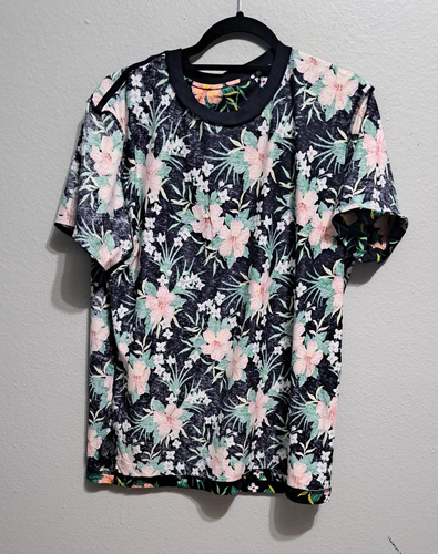 Divided Men’s Tropical Floral Pocket T-Shirt – Bold in Bloom, Size Large. 6