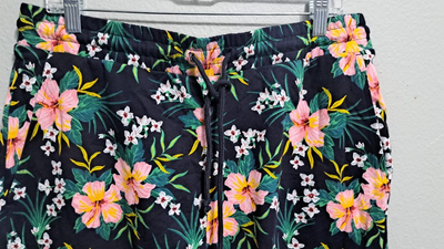 Divided Men’s Floral Print Sweat Shorts – Island Breeze Style, Size Large. 5