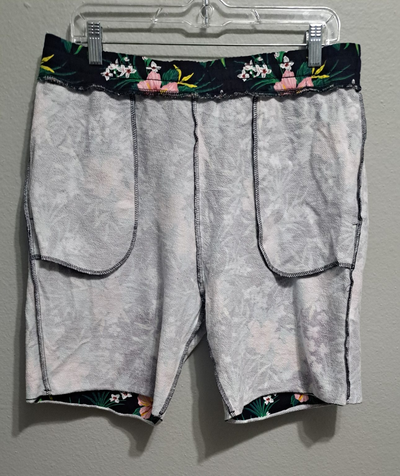 Divided Men’s Floral Print Sweat Shorts – Island Breeze Style, Size Large. 7