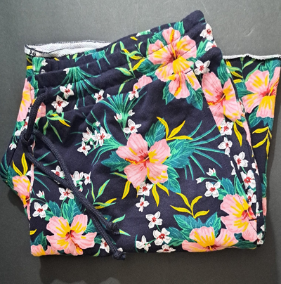 Divided Men’s Floral Print Sweat Shorts – Island Breeze Style, Size Large. 14