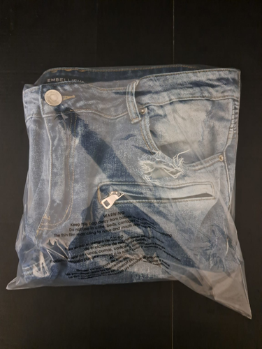 EMBELLISH NYC MENS DISTRESS PATCH JEANS SIZE 38. 17