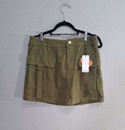 Cider Cargo Mini Skirt Olive Green Size Large NWT 2