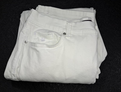 Gloria Vanderbilt Amanda Jeans Womens Size 16 Short White Classic Tapered Stretch Denim Pants 12