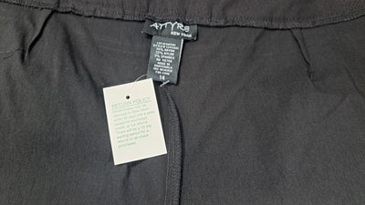 Attyre New York Black Pull-On Skort Women's Size 14 NWT Stretch Mini Skirt Shorts. 7