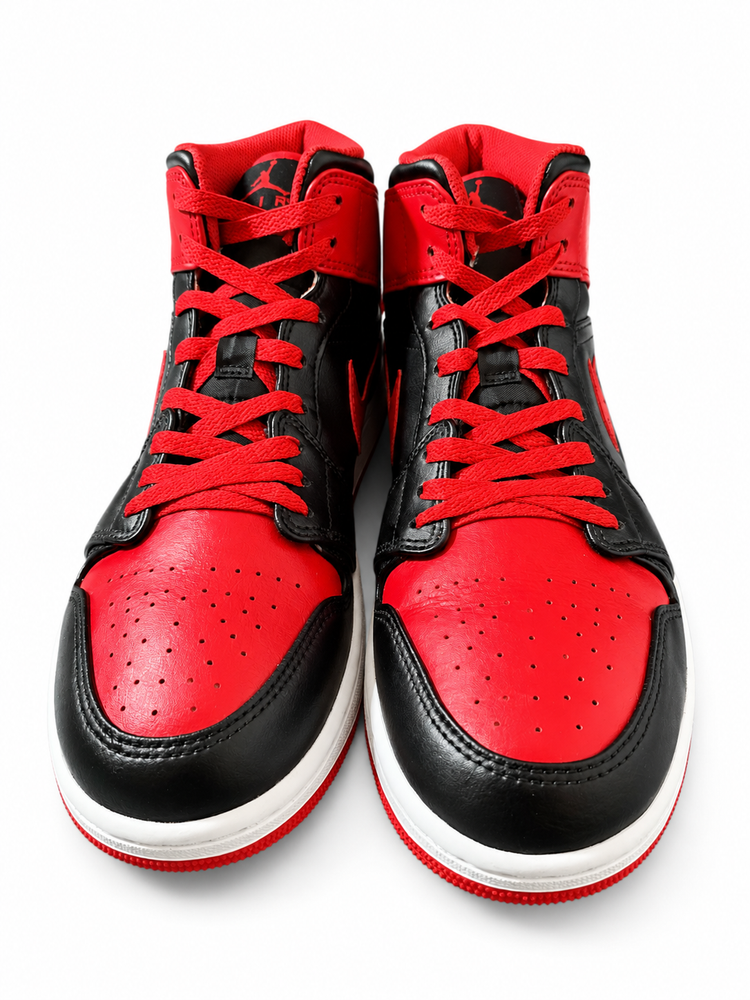 2022 Nike Air Jordan 1 Mid ‘Alternate Bred Men’s Sneakers Size 10.