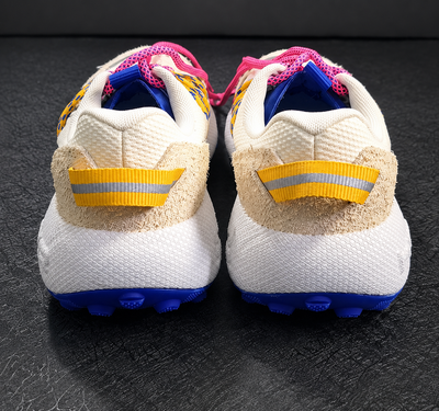 Under Armour Fat Tire Venture Pro Ivory Dune Team Royal Sneakers Men’s 7 / Women’s 8.5 Trail Shoes 7
