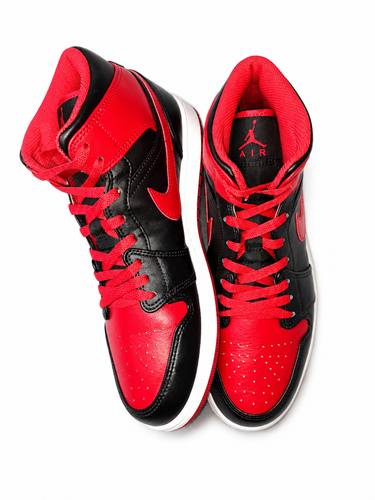 2022 Nike Air Jordan 1 Mid ‘Alternate Bred Men’s Sneakers Size 10. 2