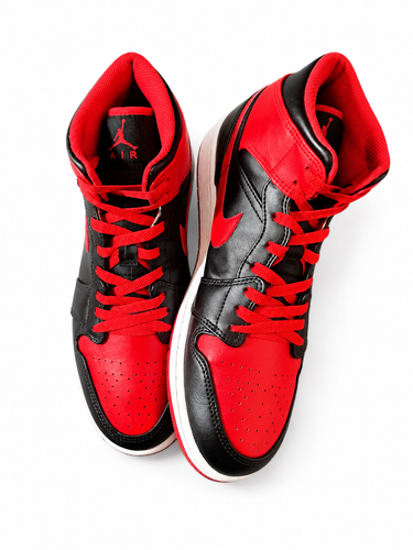 2022 Nike Air Jordan 1 Mid ‘Alternate Bred Men’s Sneakers Size 10. 3