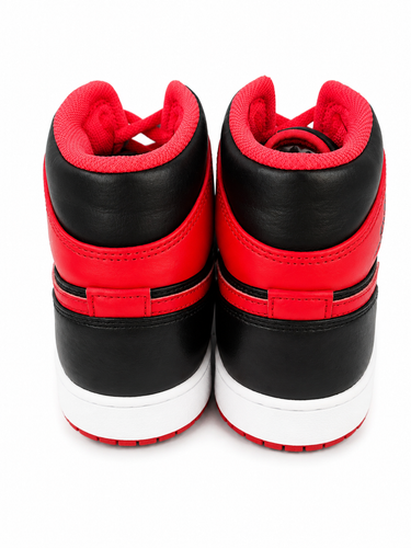2022 Nike Air Jordan 1 Mid ‘Alternate Bred Men’s Sneakers Size 10. 6