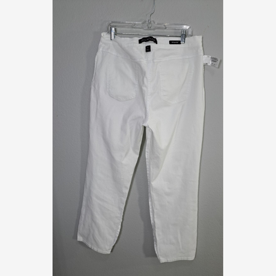 Gloria Vanderbilt Amanda Jeans Womens Size 16 Short White Classic Tapered Stretch Denim Pants 6